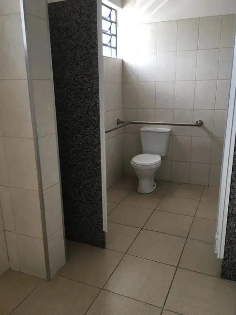 Armazém / Galpão à venda, 750m2 em Sao Jose Dos Campos - SP - imagem 3 Foto 3 de Armazém / Galpão à venda, 750m2 em Sao Jose Dos Campos - SP