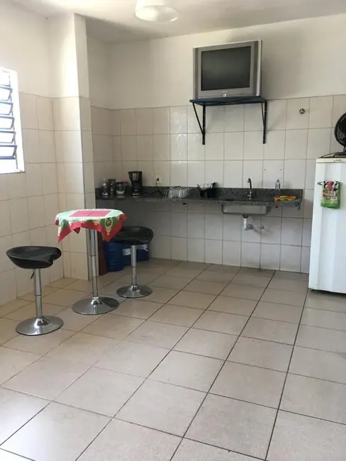 Armazém / Galpão à venda, 750m2 em Sao Jose Dos Campos - SP - imagem 9 Foto 9 de Armazém / Galpão à venda, 750m2 em Sao Jose Dos Campos - SP