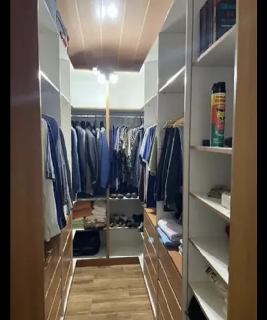 Chácara com 3 quartos à venda, 100m2 em Sao Jose Dos Campos - SP - imagem 9 Foto 9 de Chácara com 3 quartos à venda, 100m2 em Sao Jose Dos Campos - SP