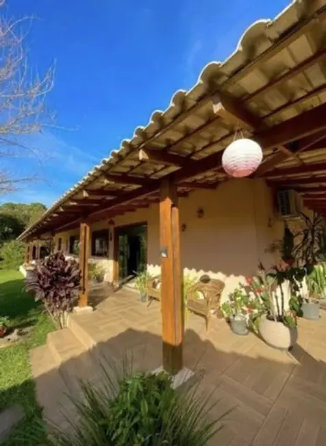 Chácara com 3 quartos à venda, 100m2 em Sao Jose Dos Campos - SP - imagem 2 Foto 2 de Chácara com 3 quartos à venda, 100m2 em Sao Jose Dos Campos - SP