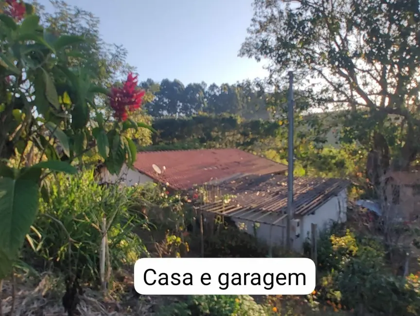 Chácara com 3 quartos à venda, 300m2 em Paraibuna - SP - imagem 3 Foto 3 de Chácara com 3 quartos à venda, 300m2 em Paraibuna - SP