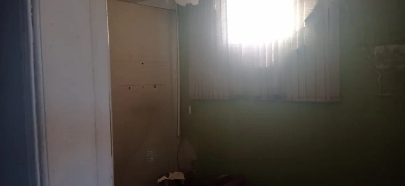 Foto 8 de Casa com 3 quartos à venda, 100m2 em Centro, Jacarei - SP