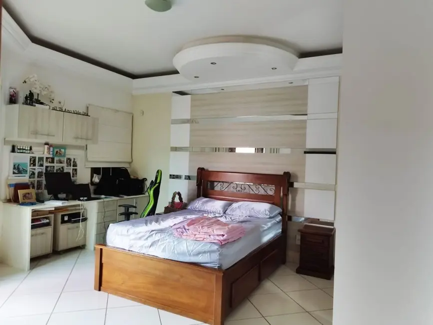 Foto 7 de Sobrado com 3 quartos à venda, 250m2 em Centro, Jacarei - SP
