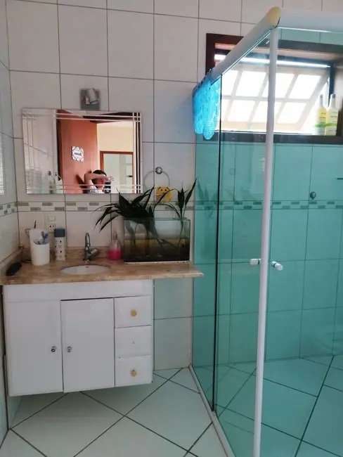 Foto 8 de Sobrado com 3 quartos à venda, 250m2 em Centro, Jacarei - SP