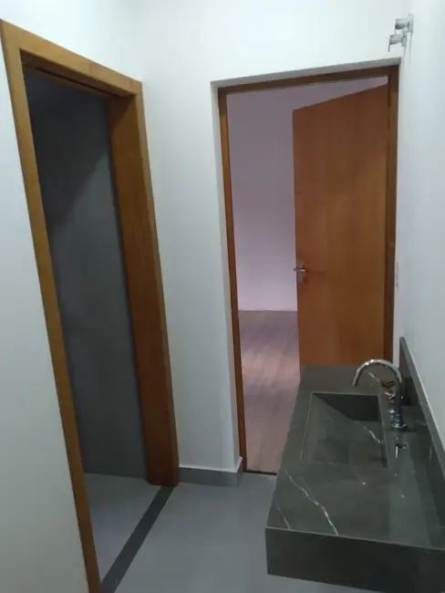 Foto 8 de Sobrado com 3 quartos à venda, 212m2 em Jacarei - SP