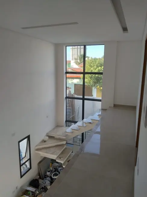 Foto 3 de Sobrado com 3 quartos à venda, 212m2 em Jacarei - SP