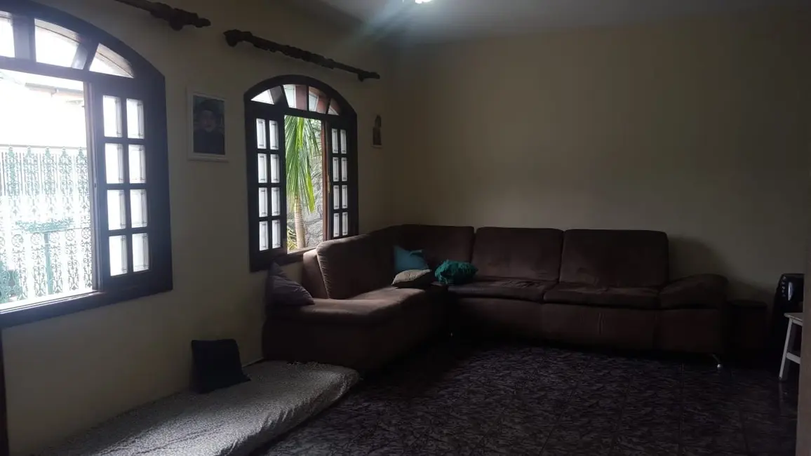 Foto 6 de Casa com 3 quartos à venda, 160m2 em Parque Itamarati, Jacarei - SP