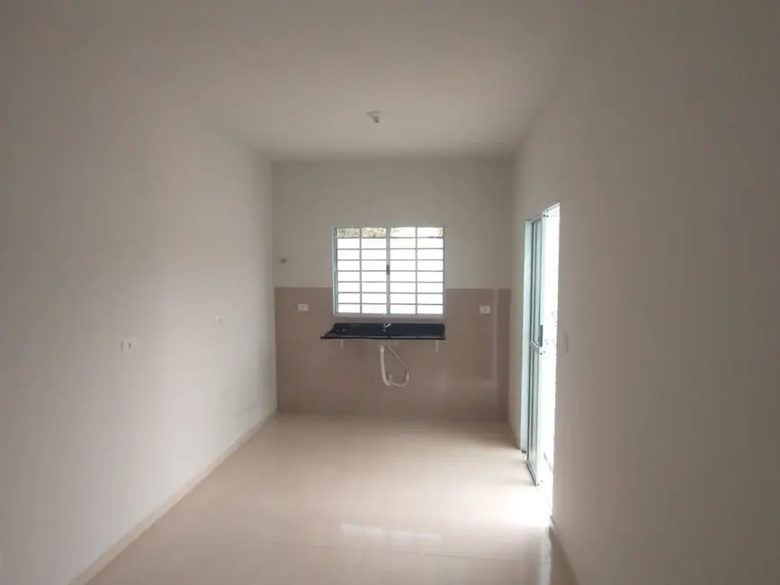 Casa com 2 quartos à venda, 53m2 em Jardim Califórnia, Jacarei - SP - imagem 8 Foto 8 de Casa com 2 quartos à venda, 53m2 em Jardim Califórnia, Jacarei - SP
