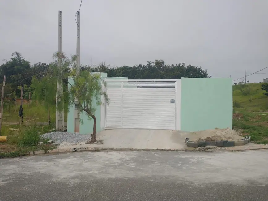 Casa com 2 quartos à venda, 53m2 em Jardim Califórnia, Jacarei - SP - imagem 3 Foto 3 de Casa com 2 quartos à venda, 53m2 em Jardim Califórnia, Jacarei - SP