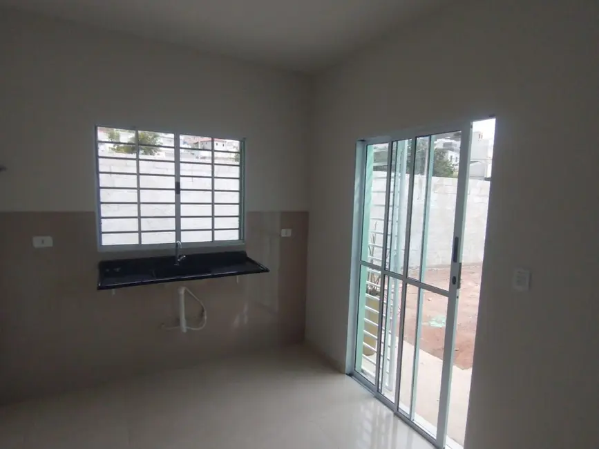 Casa com 2 quartos à venda, 53m2 em Jardim Califórnia, Jacarei - SP - imagem 6 Foto 6 de Casa com 2 quartos à venda, 53m2 em Jardim Califórnia, Jacarei - SP