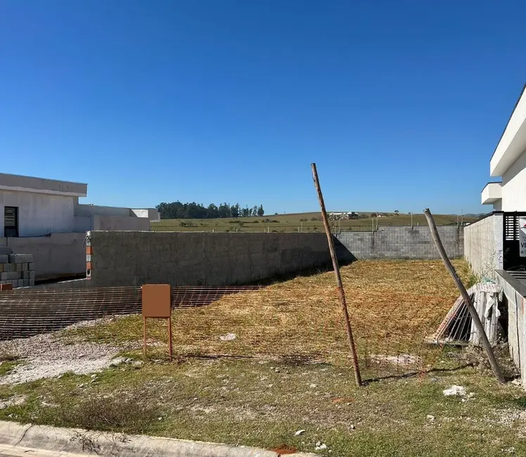 Terreno / Lote à venda, 300m2 em Cacapava - SP - imagem 1 Foto 1 de Terreno / Lote à venda, 300m2 em Cacapava - SP