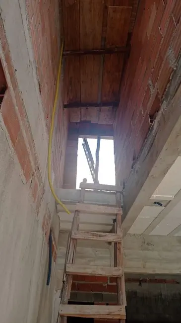Sobrado com 3 quartos à venda, 290m2 em Sao Jose Dos Campos - SP - imagem 7 Foto 7 de Sobrado com 3 quartos à venda, 290m2 em Sao Jose Dos Campos - SP
