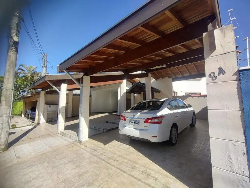 Sobrado com 4 quartos à venda, 360m2 em Sao Jose Dos Campos - SP - imagem 4 Foto 4 de Sobrado com 4 quartos à venda, 360m2 em Sao Jose Dos Campos - SP