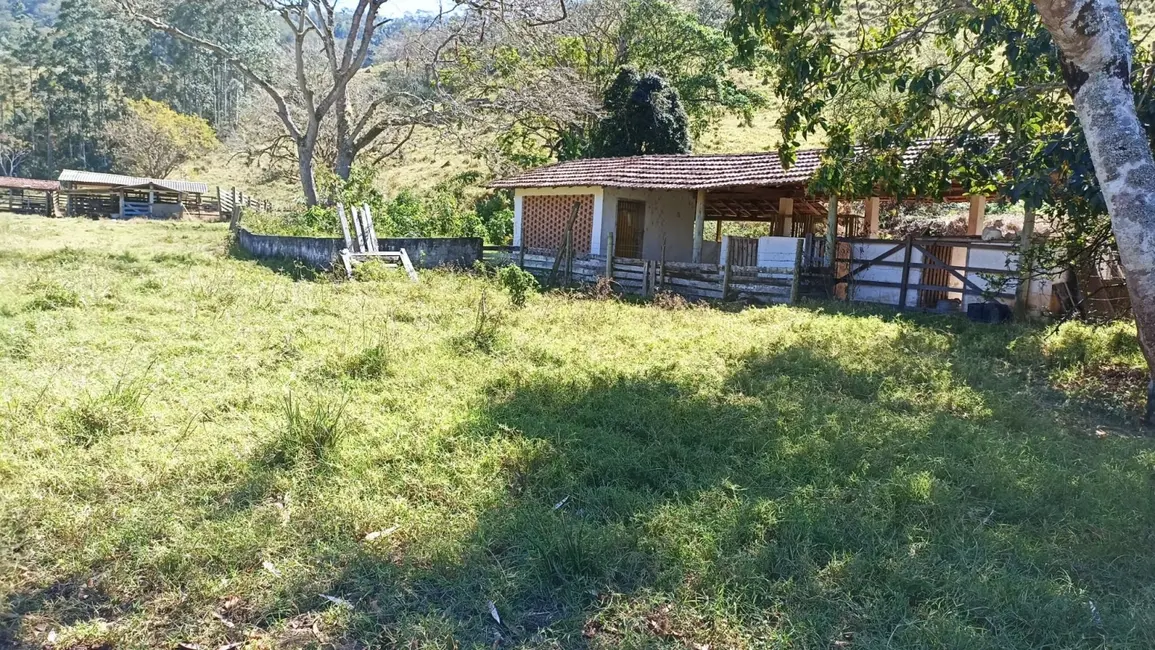 Sítio / Rancho com 2 quartos à venda, 250m2 em Paraibuna - SP - imagem 7 Foto 7 de Sítio / Rancho com 2 quartos à venda, 250m2 em Paraibuna - SP