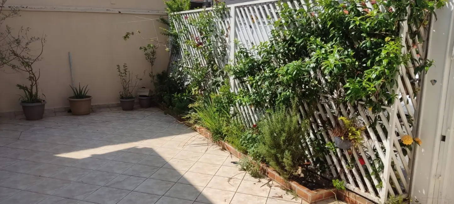 Sobrado com 3 quartos à venda, 170m2 em Sao Jose Dos Campos - SP - imagem 3 Foto 3 de Sobrado com 3 quartos à venda, 170m2 em Sao Jose Dos Campos - SP