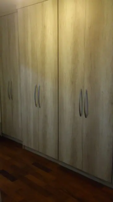 Sobrado com 3 quartos à venda, 170m2 em Sao Jose Dos Campos - SP - imagem 4 Foto 4 de Sobrado com 3 quartos à venda, 170m2 em Sao Jose Dos Campos - SP