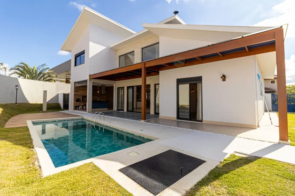 Casa com 4 quartos à venda, 337m2 em Sao Jose Dos Campos - SP - imagem 2 Foto 2 de Casa com 4 quartos à venda, 337m2 em Sao Jose Dos Campos - SP
