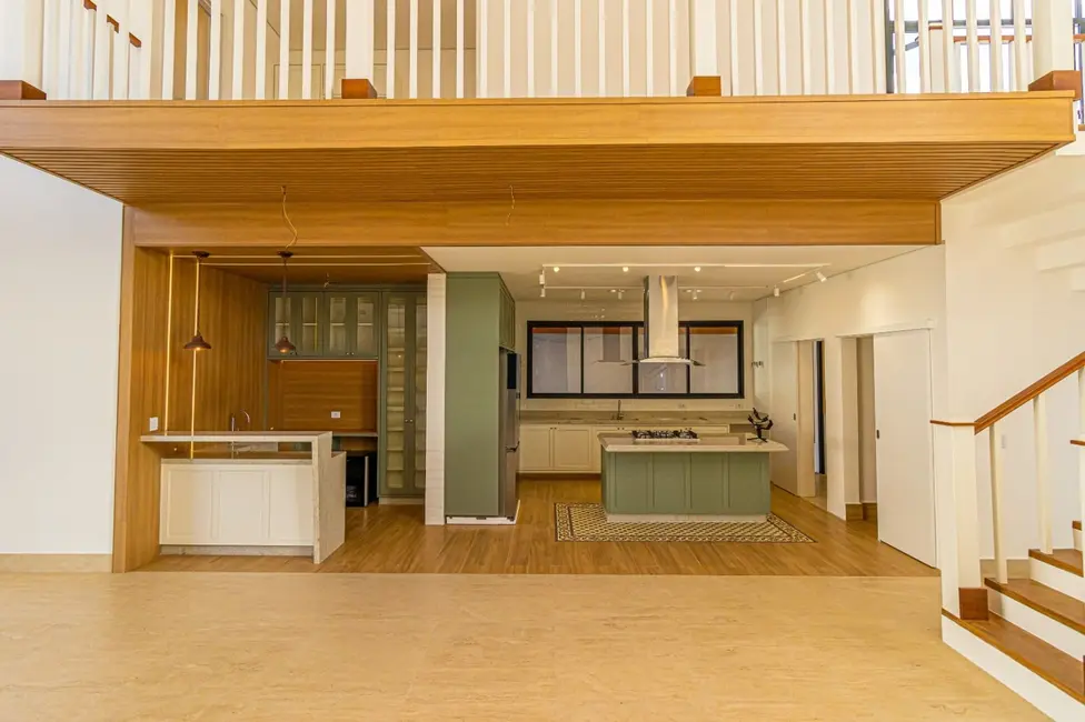 Casa com 4 quartos à venda, 337m2 em Sao Jose Dos Campos - SP - imagem 8 Foto 8 de Casa com 4 quartos à venda, 337m2 em Sao Jose Dos Campos - SP