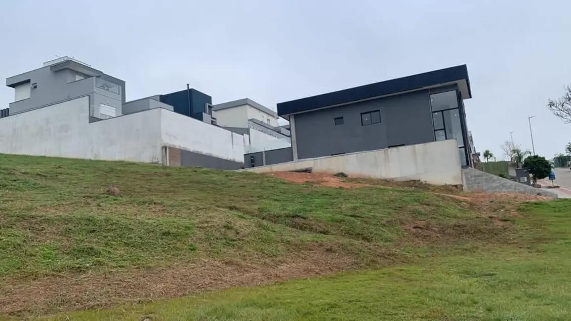 Terreno / Lote à venda, 451m2 em Sao Jose Dos Campos - SP - imagem 2 Foto 2 de Terreno / Lote à venda, 451m2 em Sao Jose Dos Campos - SP