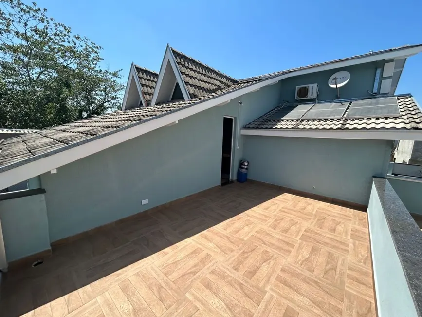 Foto 6 de Casa com 3 quartos à venda, 190m2 em Jardim Jacinto, Jacarei - SP