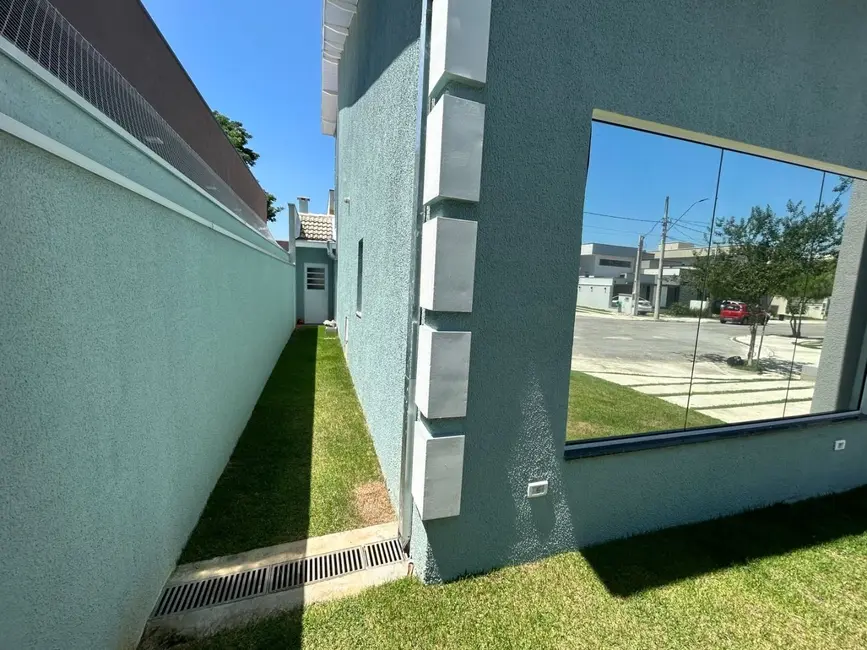 Foto 4 de Casa com 3 quartos à venda, 190m2 em Jardim Jacinto, Jacarei - SP