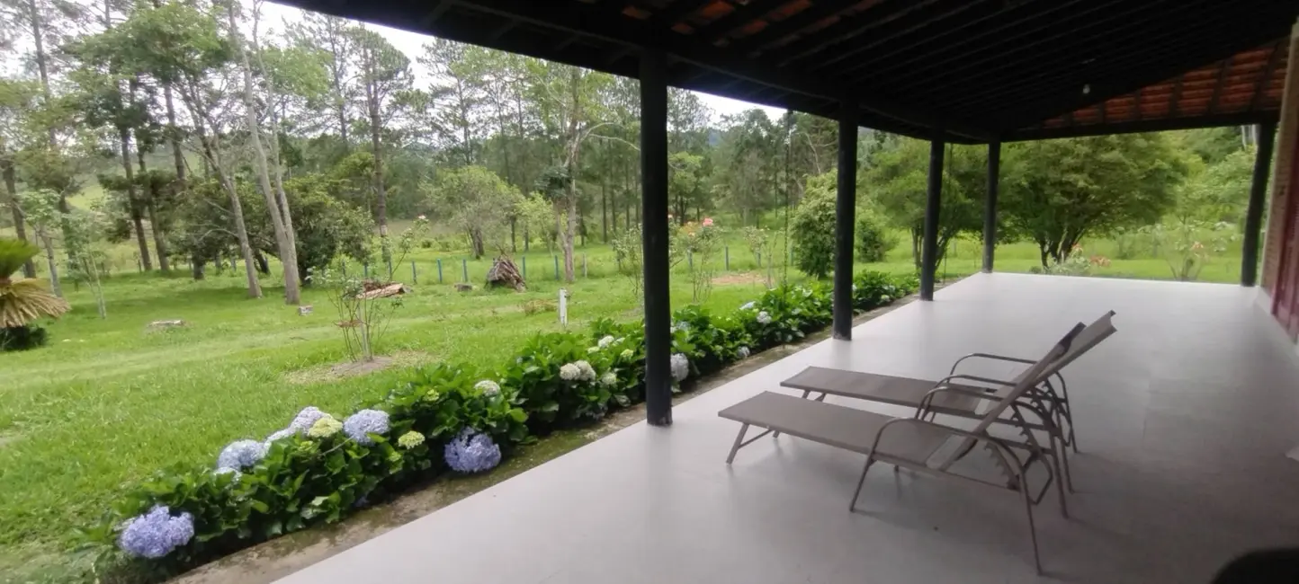 Foto 7 de Fazenda / Haras com 1 quarto à venda, 100m2 em Centro, Guaratingueta - SP