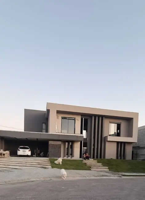 Sobrado com 4 quartos à venda, 384m2 em Sao Jose Dos Campos - SP - imagem 3 Foto 3 de Sobrado com 4 quartos à venda, 384m2 em Sao Jose Dos Campos - SP