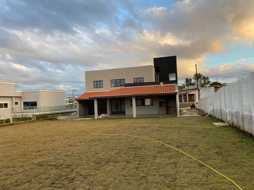 Foto 3 de Casa com 5 quartos à venda, 485m2 em Boa Vista, Cacapava - SP