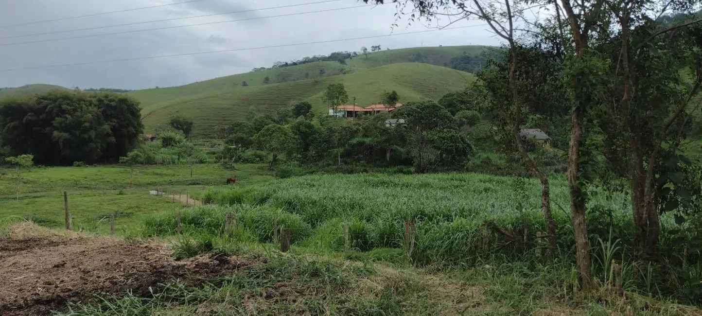 Foto 5 de Chácara com 3 quartos à venda, 100m2 em Centro, Guaratingueta - SP