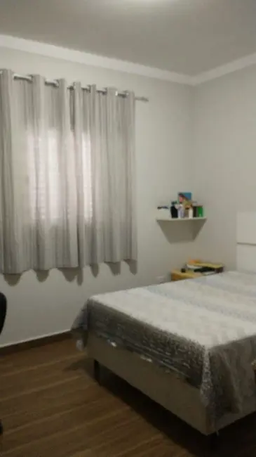 Casa com 2 quartos à venda, 101m2 em Sao Jose Dos Campos - SP - imagem 4 Foto 4 de Casa com 2 quartos à venda, 101m2 em Sao Jose Dos Campos - SP