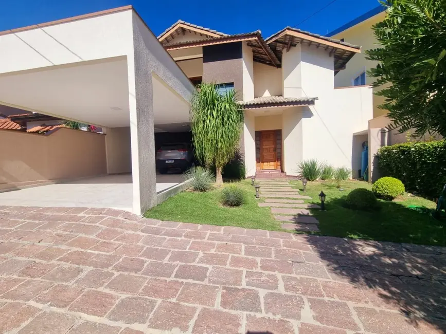 Casa com 4 quartos à venda e para alugar, 278m2 em Sao Jose Dos Campos - SP - imagem 1 Foto 1 de Casa com 4 quartos à venda e para alugar, 278m2 em Sao Jose Dos Campos - SP