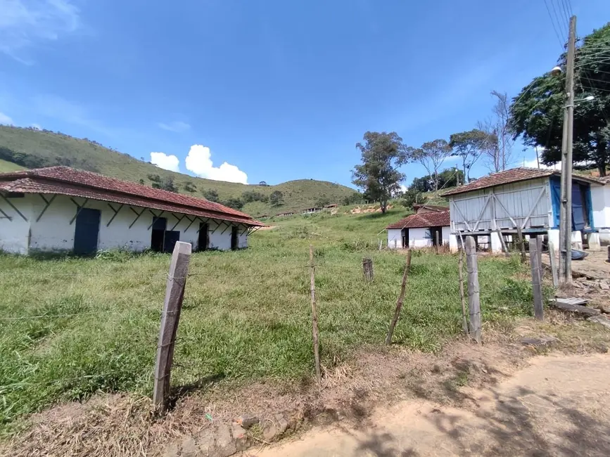 Foto 5 de Fazenda / Haras com 1 quarto à venda, 150m2 em Sao Lourenco - MG