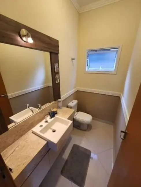 Foto 9 de Casa com 4 quartos à venda, 225m2 em Sao Jose Dos Campos - SP