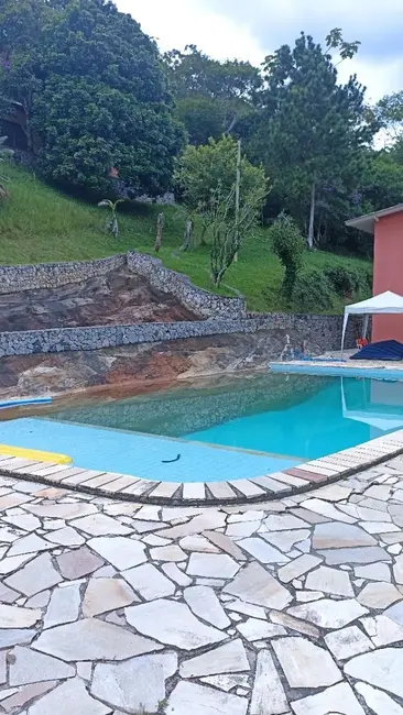 Sítio / Rancho com 4 quartos à venda, 100m2 em Centro, Paraibuna - SP - imagem 8 Foto 8 de Sítio / Rancho com 4 quartos à venda, 100m2 em Centro, Paraibuna - SP