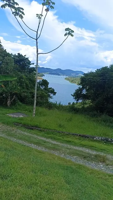 Sítio / Rancho com 4 quartos à venda, 100m2 em Centro, Paraibuna - SP - imagem 5 Foto 5 de Sítio / Rancho com 4 quartos à venda, 100m2 em Centro, Paraibuna - SP