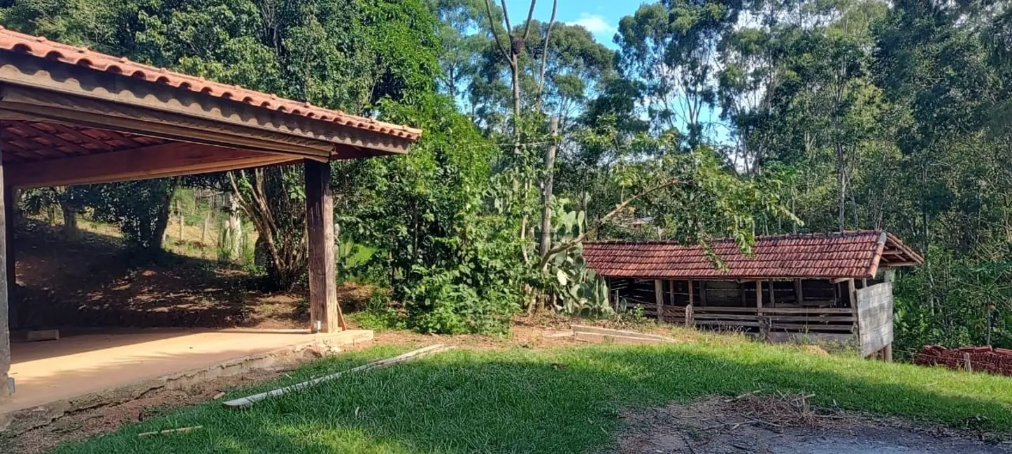Chácara com 3 quartos à venda, 13m2 em Paraibuna - SP - imagem 2 Foto 2 de Chácara com 3 quartos à venda, 13m2 em Paraibuna - SP