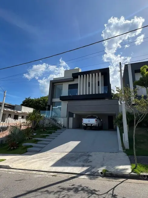 Sobrado com 3 quartos à venda, 247m2 em Sao Jose Dos Campos - SP - imagem 3 Foto 3 de Sobrado com 3 quartos à venda, 247m2 em Sao Jose Dos Campos - SP