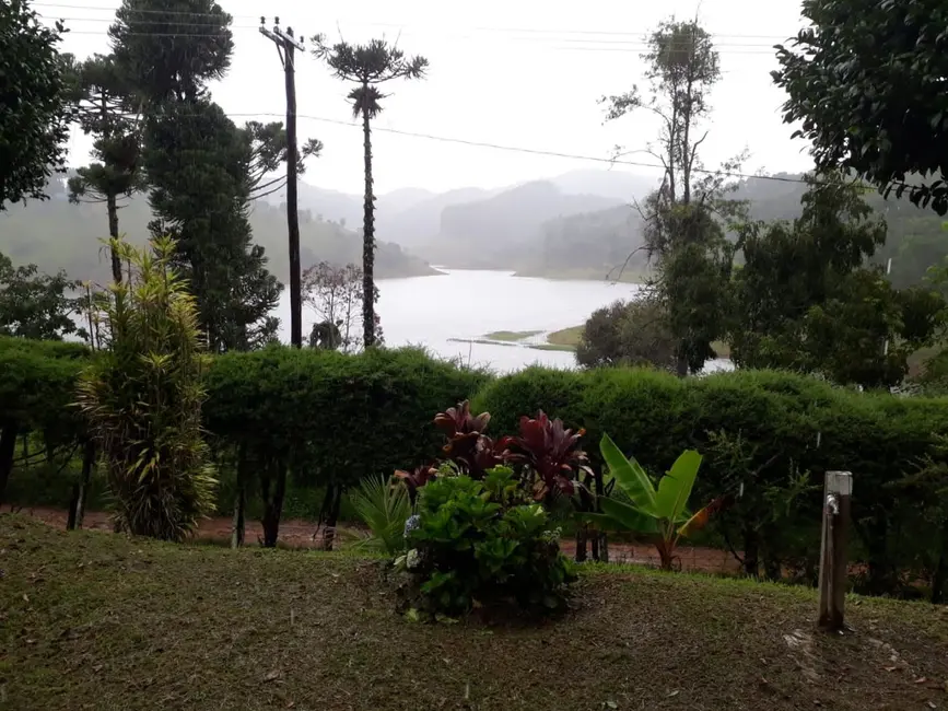 Chácara com 3 quartos à venda, 500m2 em Centro, Paraibuna - SP - imagem 1 Foto 1 de Chácara com 3 quartos à venda, 500m2 em Centro, Paraibuna - SP