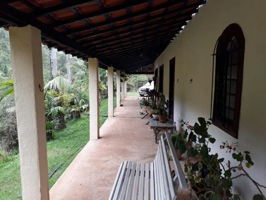 Chácara com 4 quartos à venda, 600m2 em Sao Jose Dos Campos - SP - imagem 5 Foto 5 de Chácara com 4 quartos à venda, 600m2 em Sao Jose Dos Campos - SP