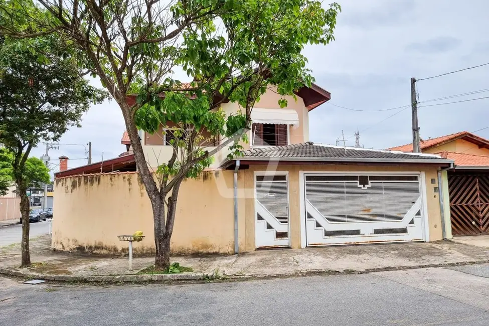 Foto 1 de Sobrado com 4 quartos à venda, 242m2 em Sao Jose Dos Campos - SP