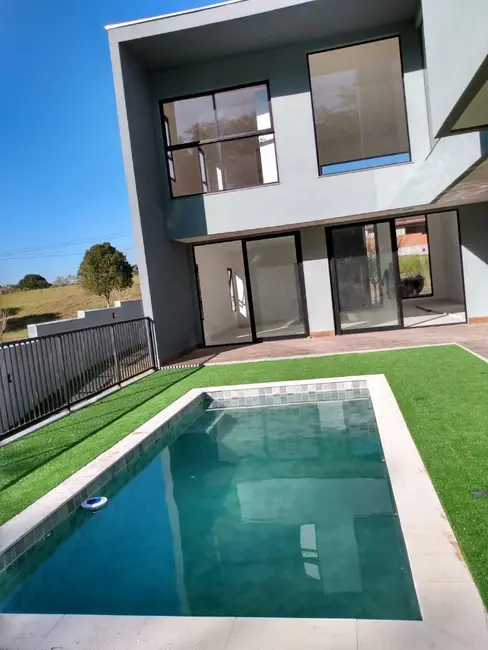 Foto 2 de Casa com 4 quartos à venda, 358m2 em Jambeiro - SP
