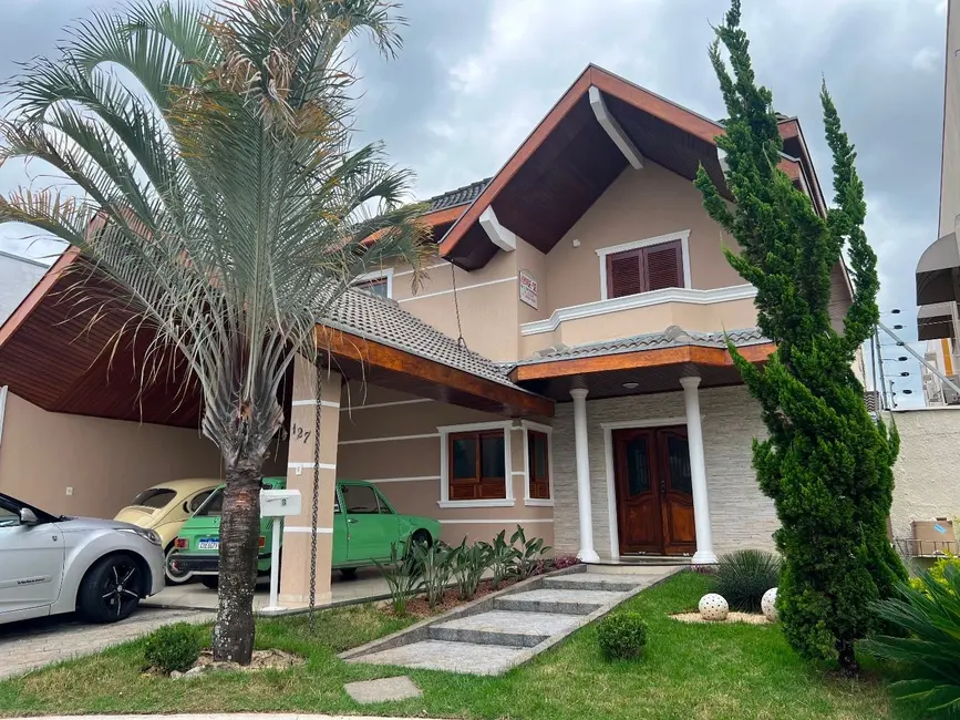 Sobrado com 3 quartos à venda, 254m2 em Sao Jose Dos Campos - SP - imagem 2 Foto 2 de Sobrado com 3 quartos à venda, 254m2 em Sao Jose Dos Campos - SP