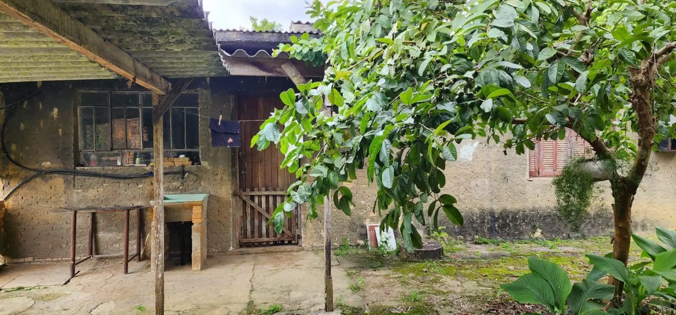 Sítio / Rancho com 2 quartos à venda, 150m2 em Paraibuna - SP - imagem 8 Foto 8 de Sítio / Rancho com 2 quartos à venda, 150m2 em Paraibuna - SP