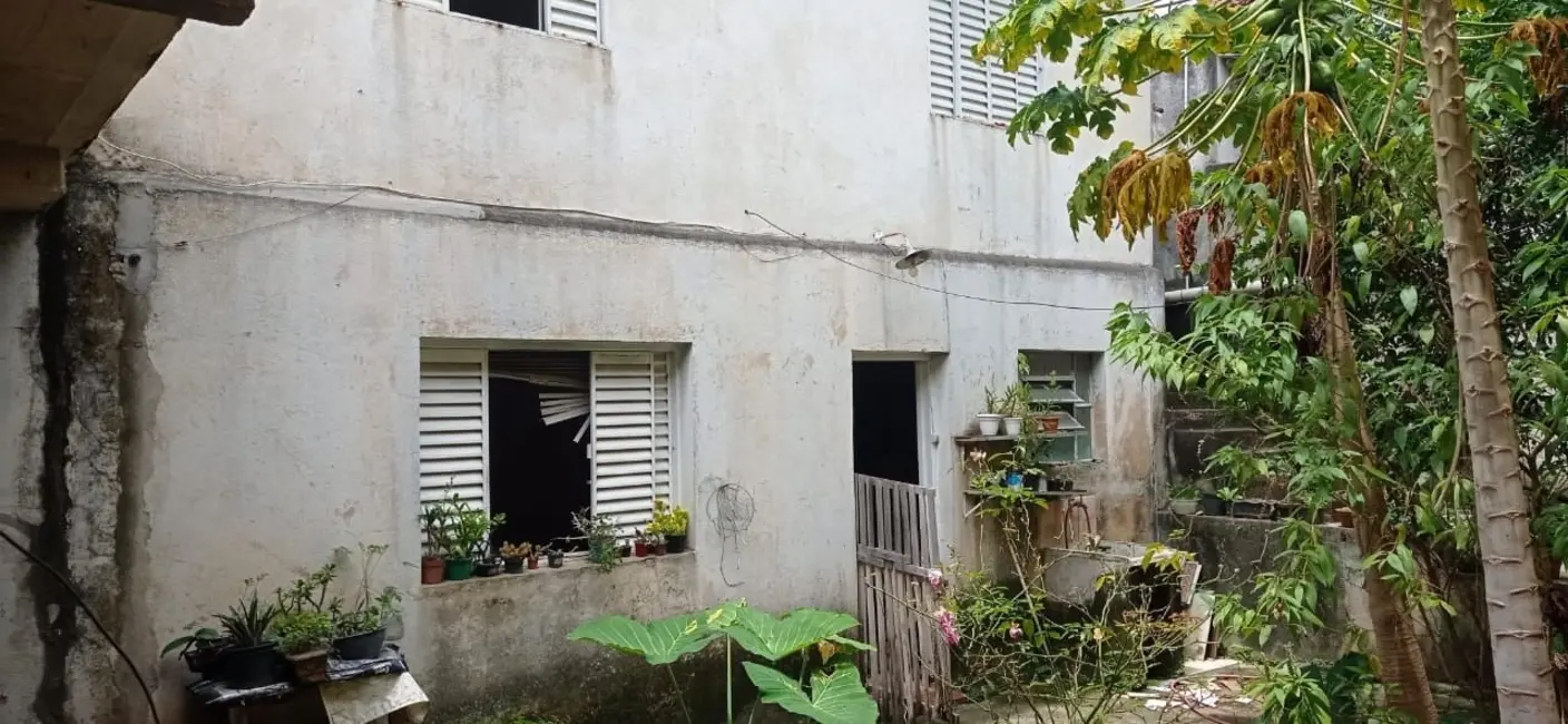 Foto 2 de Casa com 4 quartos à venda, 250m2 em Sao Jose Dos Campos - SP