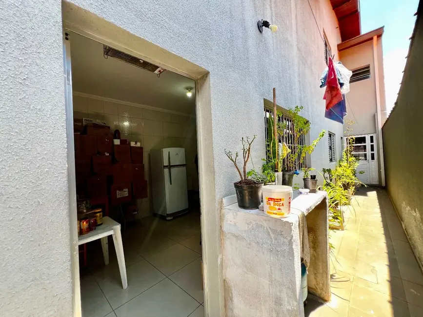 Foto 6 de Sobrado com 3 quartos à venda, 135m2 em Sao Jose Dos Campos - SP