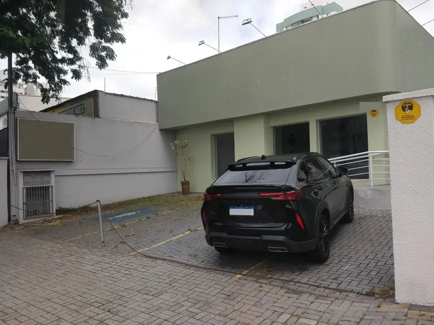 Foto 1 de Casa à venda e para alugar, 230m2 em Sao Jose Dos Campos - SP