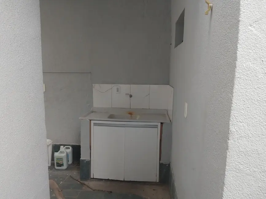 Foto 7 de Casa à venda e para alugar, 230m2 em Sao Jose Dos Campos - SP