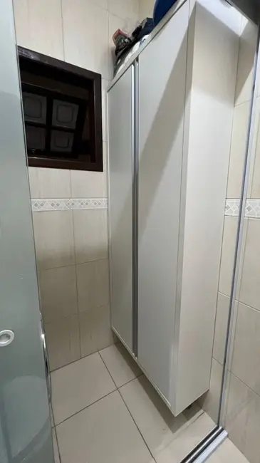 Sobrado com 3 quartos à venda, 206m2 em Sao Jose Dos Campos - SP - imagem 8 Foto 8 de Sobrado com 3 quartos à venda, 206m2 em Sao Jose Dos Campos - SP