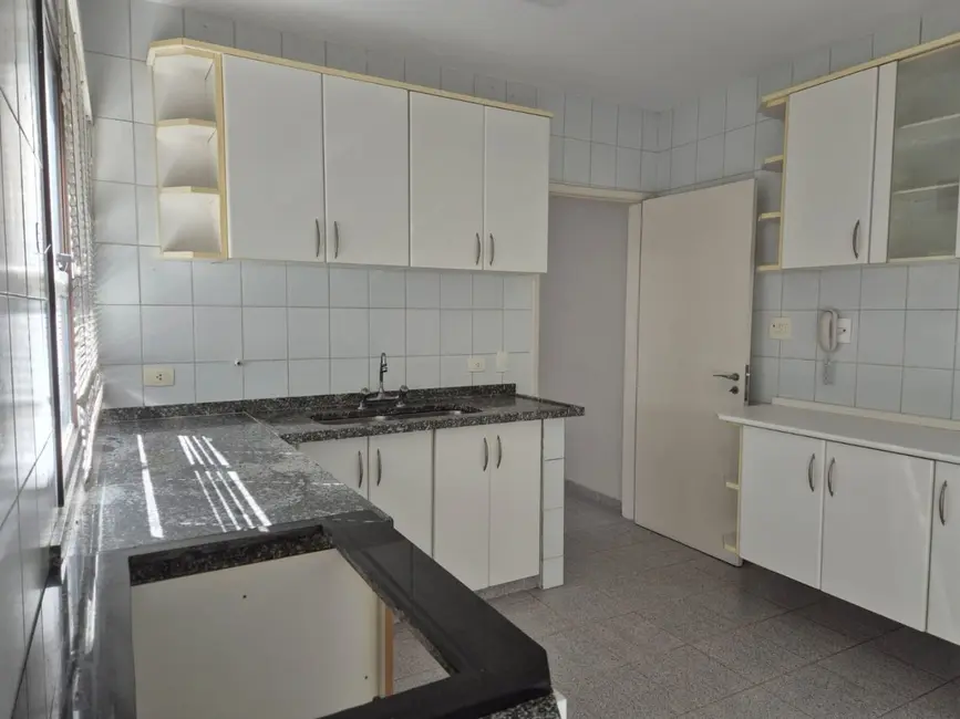 Apartamento com 4 quartos à venda, 195m2 em Sao Jose Dos Campos - SP - imagem 6 Foto 6 de Apartamento com 4 quartos à venda, 195m2 em Sao Jose Dos Campos - SP
