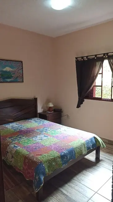Chácara com 3 quartos à venda, 300m2 em Paraibuna - SP - imagem 6 Foto 6 de Chácara com 3 quartos à venda, 300m2 em Paraibuna - SP